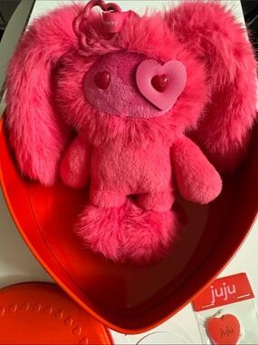 New in Box “Ziggy” Juju Valentine Limited-Edition by CJ Hendry